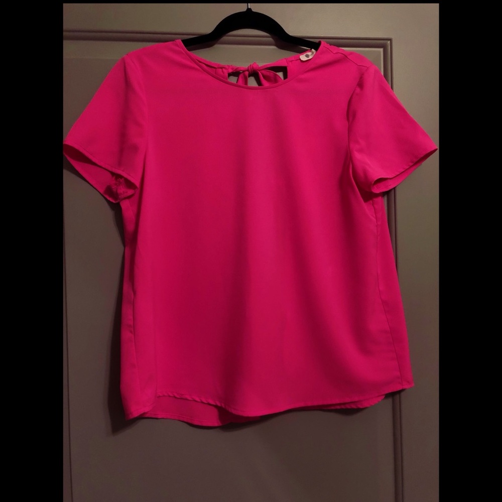 Hot pink top